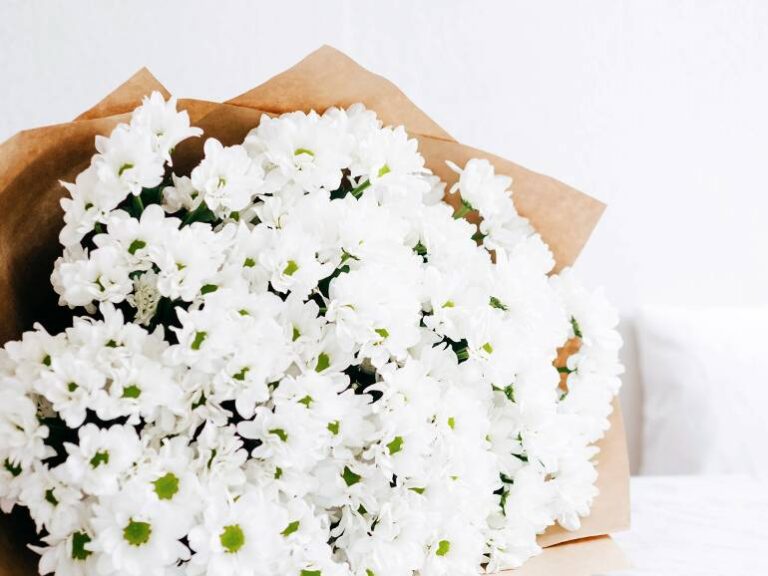Bouquet of white flowers - gifts for new moms.