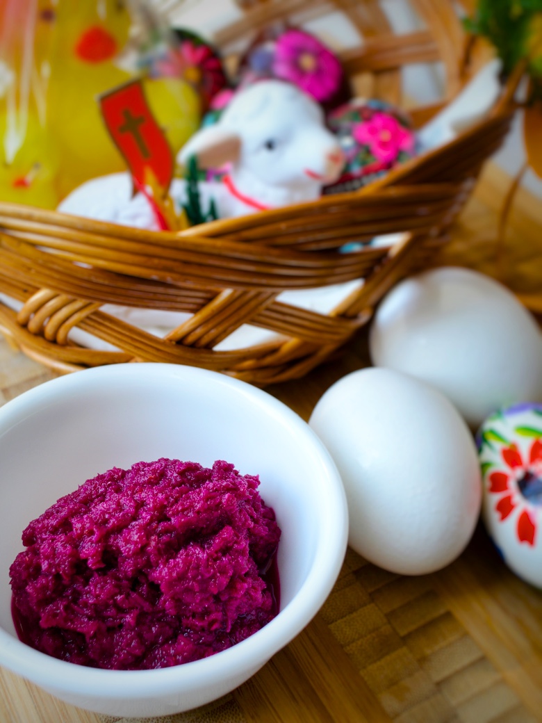 Cwikla Polish Beets with Horseradish recipe and Easter Basket. #cwikla #beets #horseradish #Polishcuisine 