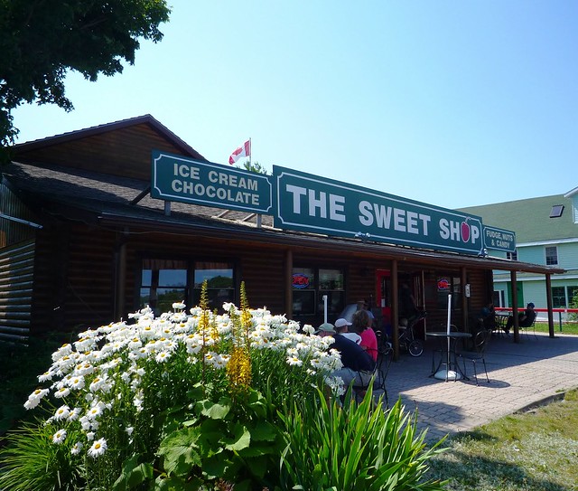 The Sweet Shop in Tobermory - the first pit stop in a day trip from Toronto To Tobermory
