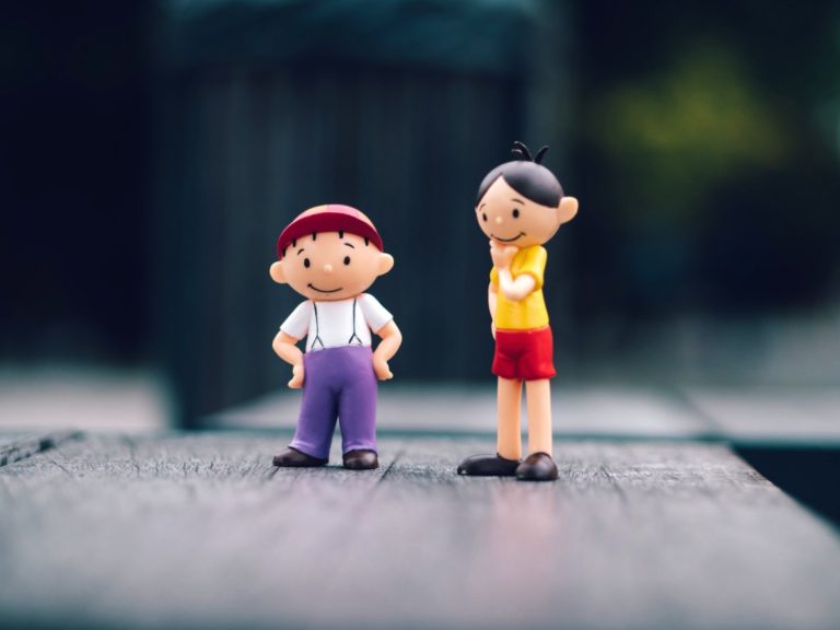 Little toy figures - things to do with little kids when bored