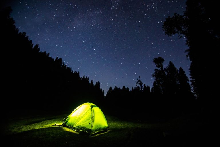There are many gorgeous campgrounds near Toronto to get a dose of nature and a change of scenery. We list out 5 that should be on your list of camping sites near Toronto to explore. #Canada #Toronto #Ontario #traveltips #camping #campingtips #theoutdoors #campingideas #travel #traveldestinati
